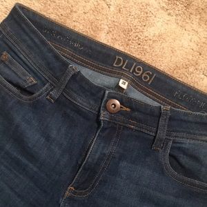 DL1961 dark wash skinny jeans